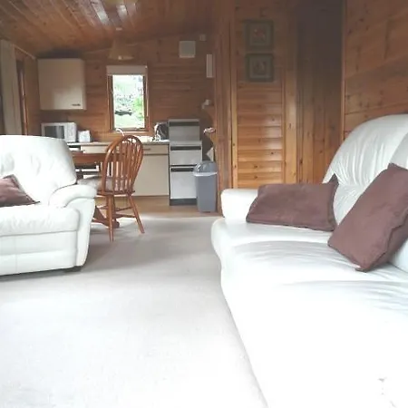 Mockerkin Tarn Luxury Log Cabin *
