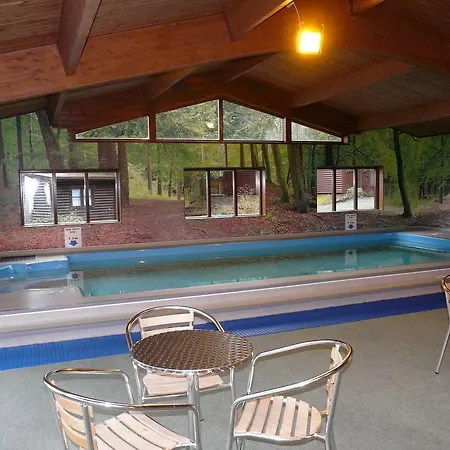 Шале Mockerkin Tarn Luxury Log Эмблсайд
